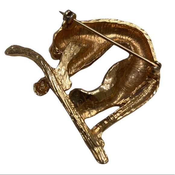 Vintage Gold And Enamel Jaguar Brooch Or Pin - Picture 4 of 12